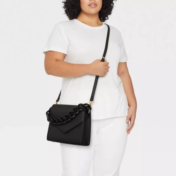 Structured Bucket Bag with Chain Handle NEW - Picture 5 of 8
